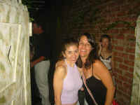 kt_dana.jpg (132608 bytes)