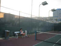 kt_tennis_court.jpg (80938 bytes)