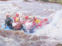 rafting2.jpg (68110 bytes)