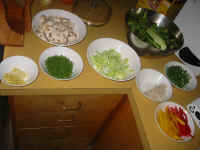 food.jpg (128258 bytes)