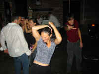 danielle_shiv.jpg (52109 bytes)