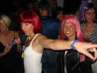 gabi_renee_stacey.jpg (49229 bytes)