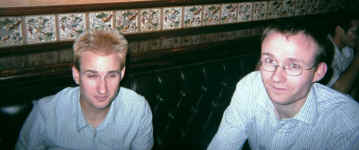 me_hezz.jpg (48322 bytes)