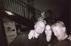 keith_danielle_seanie.jpg (67826 bytes)