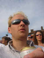 me_beer.jpg (171854 bytes)