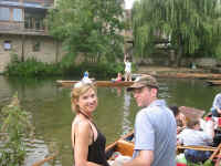 aaron_sarah.jpg (212358 bytes)