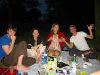 david_linda_kelly_shiv.jpg (144838 bytes)