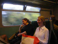 pam_jenny.jpg (97511 bytes)