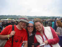 ron_mel_sis.jpg (114149 bytes)