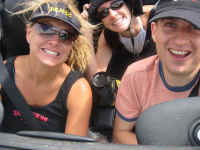 me_tanya_steph.jpg (148400 bytes)