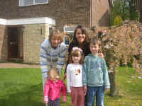 ginny_family_kt.jpg (229612 bytes)