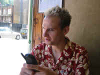 me_txt.jpg (132597 bytes)