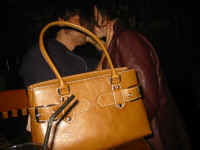 snog.jpg (116357 bytes)