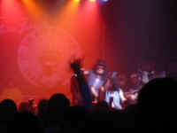 air_guitar_stage2.jpg (74573 bytes)