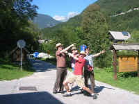 nick_me_jb_shiv.jpg (240276 bytes)