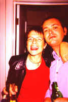 aaron_emma.jpg (93546 bytes)