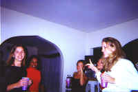 girls_dancing.jpg (92319 bytes)