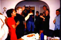 ray_toast.jpg (77997 bytes)