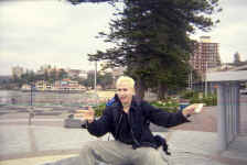 me_mad.jpg (133112 bytes)