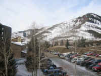 vail_back.jpg (82758 bytes)
