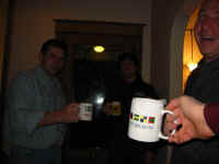 red_wine_teeth.jpg (33123 bytes)