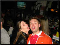 aaron_heidi.jpg (50548 bytes)