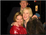 kat_seanie_kelly.jpg (51534 bytes)