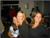 kt_renee_steph.jpg (53108 bytes)