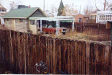 broken_neighbs_car.jpg (331156 bytes)