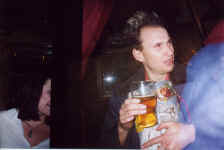me_pint.jpg (259665 bytes)