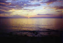 pag_sunset.jpg (180414 bytes)