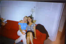 kt_kelly_red_couch.jpg (153655 bytes)