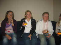 linda_susan_dane1.jpg (89815 bytes)