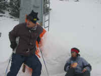 karen_hiroshi.jpg (91560 bytes)