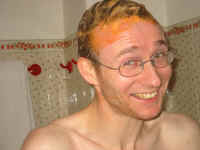 hezz_dye.jpg (89852 bytes)