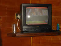 saddam_captured.jpg (79044 bytes)