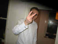 hezz_tude.jpg (70313 bytes)