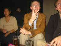 hezz_karen.jpg (110483 bytes)