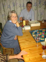 mum_hezz.jpg (190288 bytes)