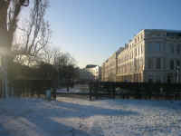 rp_crescent.jpg (139606 bytes)