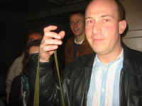 jb_hezz.jpg (102262 bytes)