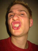me_mouth.jpg (109133 bytes)