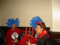 eejits.jpg (77245 bytes)