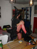 jb_legs.jpg (155491 bytes)