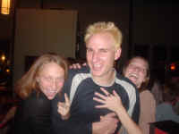 me_lauren_tia.jpg (257399 bytes)