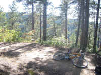 bike.jpg (257800 bytes)