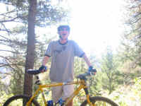 seanie_bike.jpg (137450 bytes)