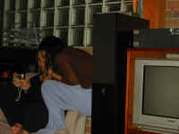 dina_kt_photies.jpg (117280 bytes)