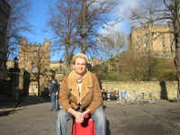 durham_castle.jpg (259367 bytes)