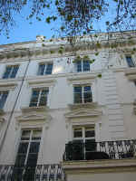 queens_gardens.jpg (201711 bytes)